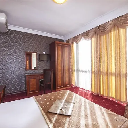Grand Eyuboglu Otel 3*
