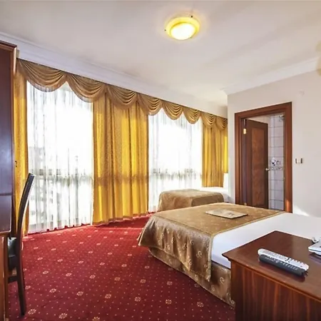 Отель Grand Eyuboglu 3*